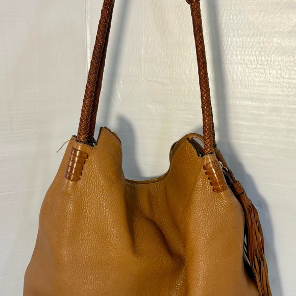 Tory Burch Tan Leather Shoulder Bag - Picture 3 of 10